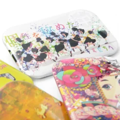 Akiakane Tin Badges -Kotobukiye Shop 0760f0a474314b57acecb832fae52418.jpg